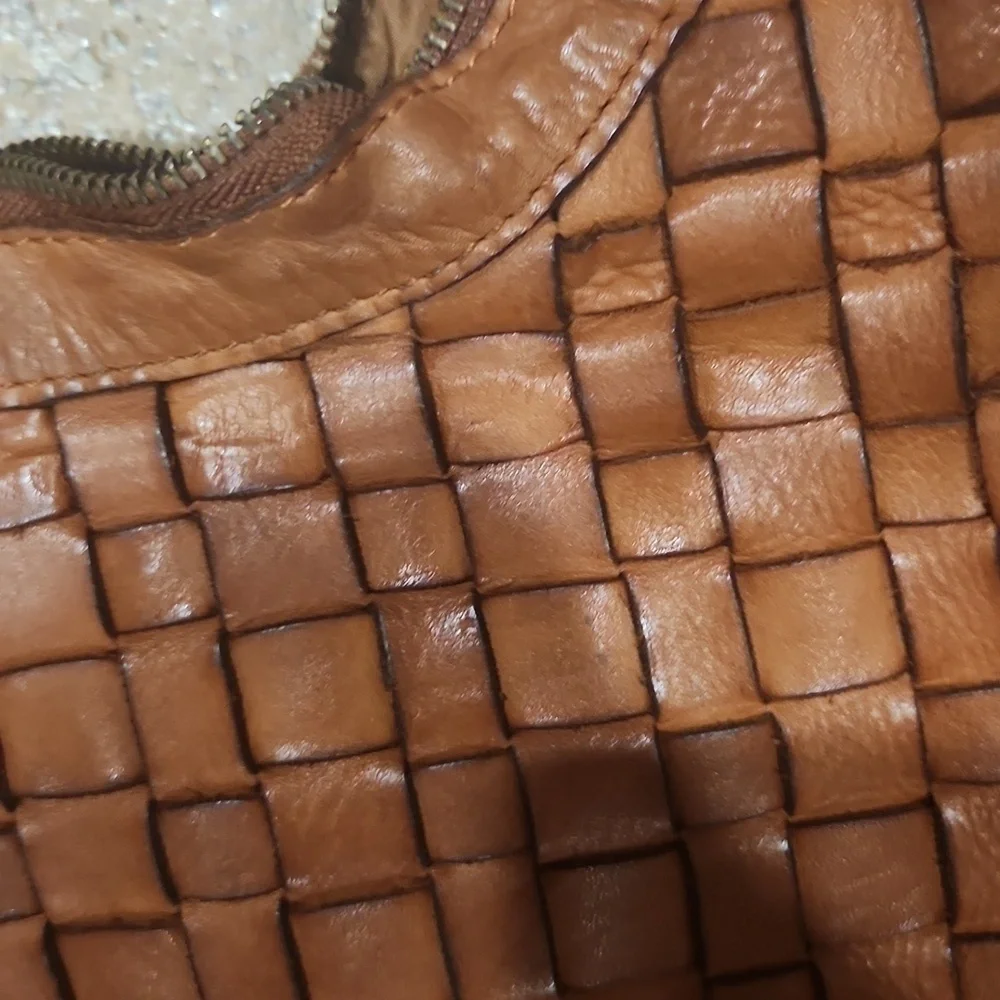 Marta Ponti Brown Woven Leather Shoulder Bag Great Condition